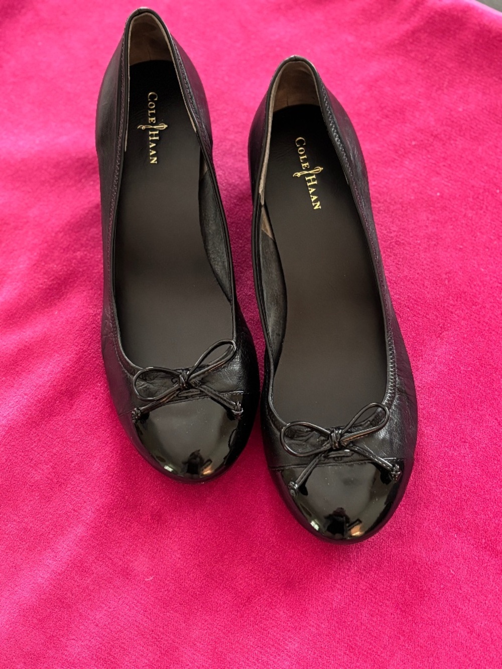 Women's Cole Haan Black Air Tali Lace Wedge Heel w/Bow Size 9B - Classy Comfort